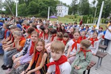 Время праздника в оздоровительном лагере 